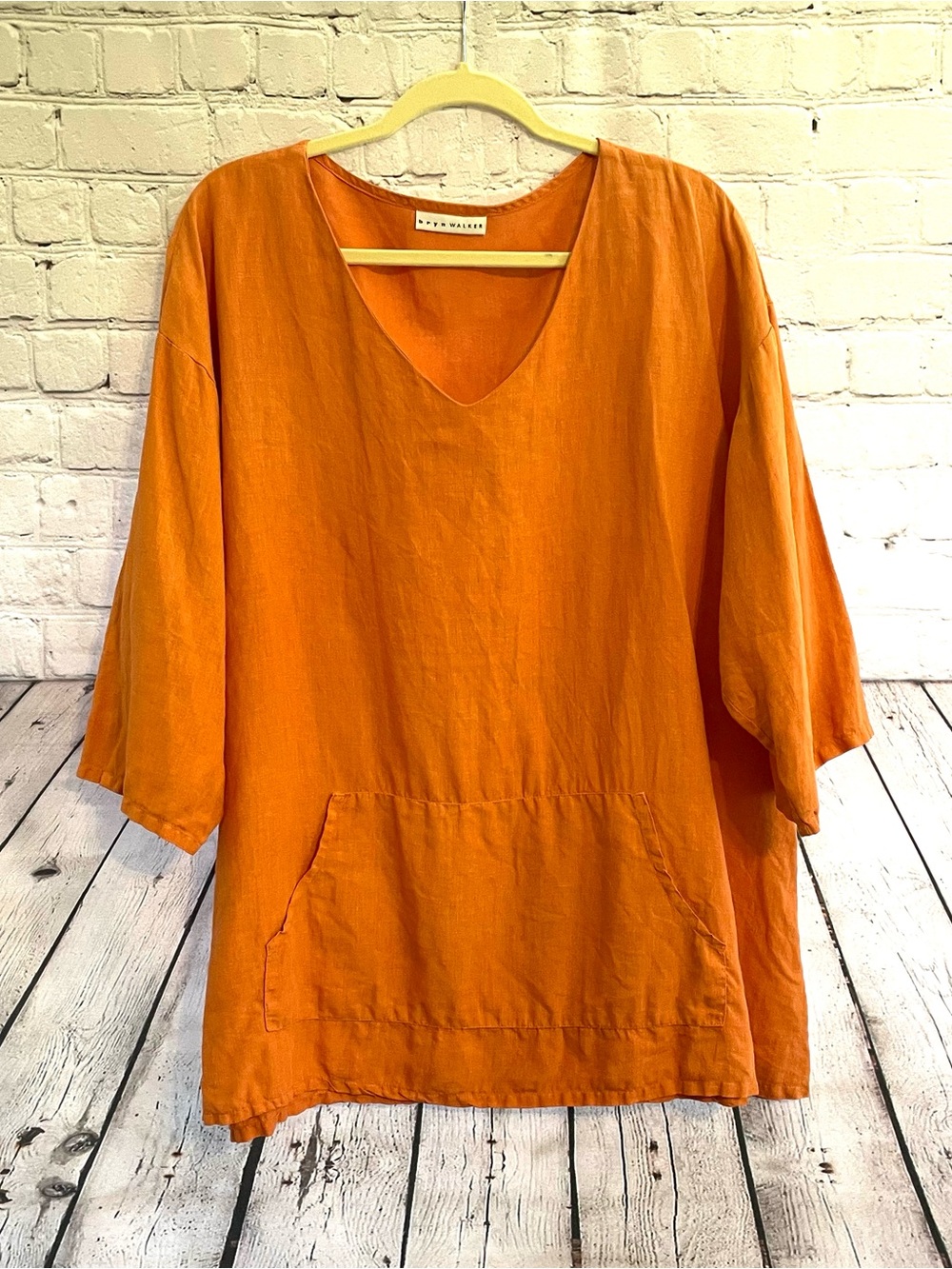 Bryn Walker Linen Artsy Beach Vacation Pullover Orange Shirt USA Made Medium